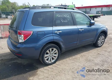 2011 Subaru Forester 2.5X Premium z USA, uszkodzony, nr VIN JF2SHADC8BH761845